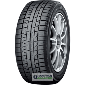 Yokohama iceGuard Studless iG50 + 215/50 R17 91Q